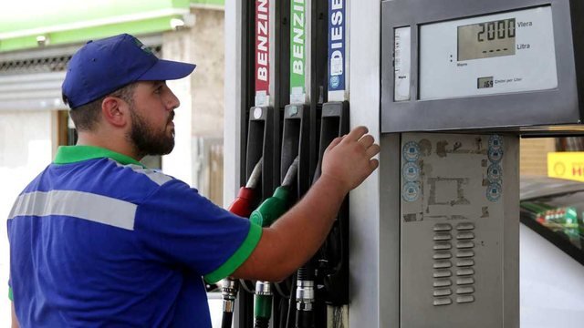 -640-0-karburanti-nafta-gazi-benzina-2-1068x601-1-1778836204