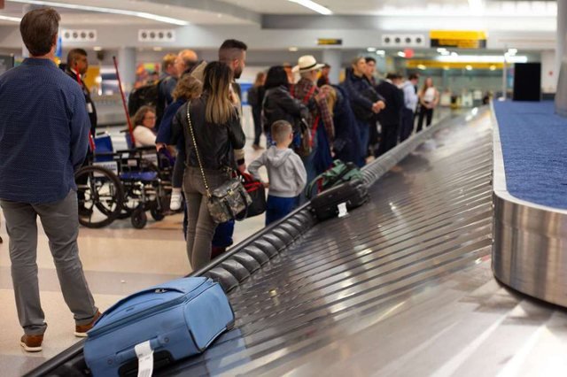 -640-0-tal-header-empty-baggage-claim-air-1788894240